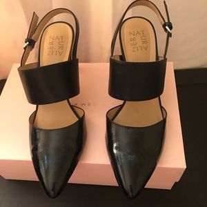 Black heels patent leather style